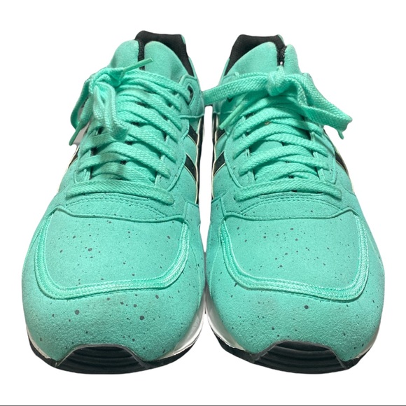 ASICS - Picture 6 of 7